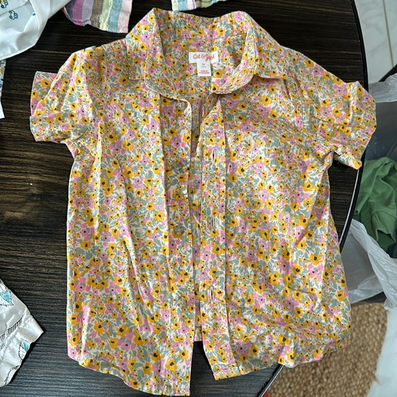 Cat and jack 2T boys flower print shirts - Picture 9 of 11